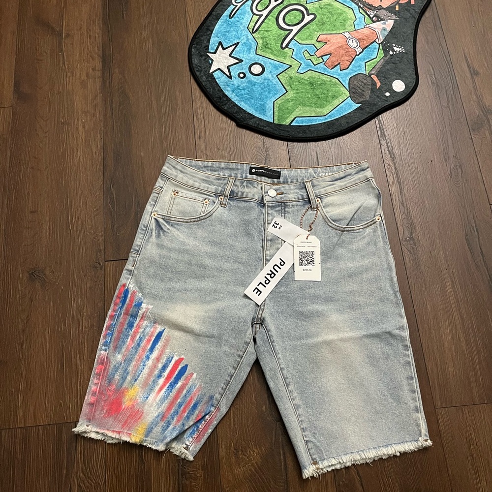 Colorful Denim Shorts with Frayed Hem